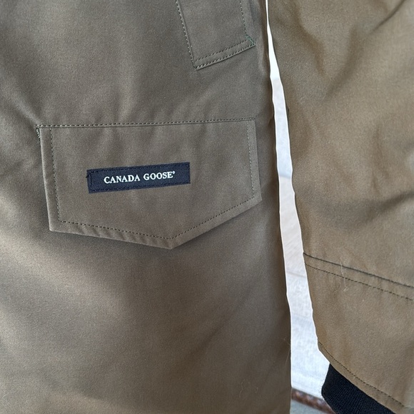 Canada Goose NWT Men’s Langford Heritage Parka Size M In Military Green w Fur - Picture 5 of 10
